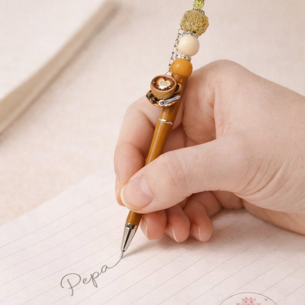 Brown Kawaii Gift Set – Beaded Pen & Matching Keychain + Refill Included - Picture 7 of 8